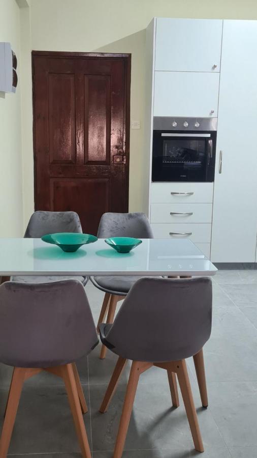 Apartment Two Bedroom Apartment, No 101, By Imh Travel & Tours Paphos